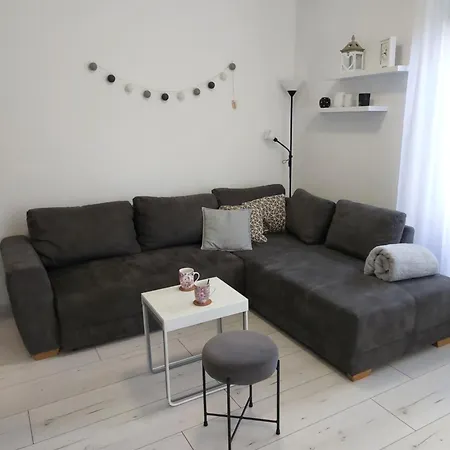 Vanessa Apartment